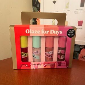 iNNBEAUTY PROJECT's Glaze For Days Lip Oil Set